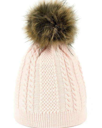 Polo Pompon Beanie: Stylish Warmth for Winter Adventures