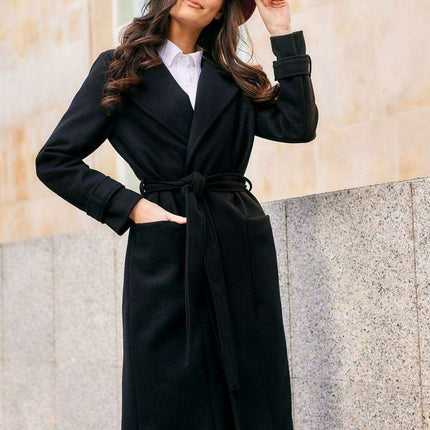 Chic Wool Coat with Waist-Defining Belt