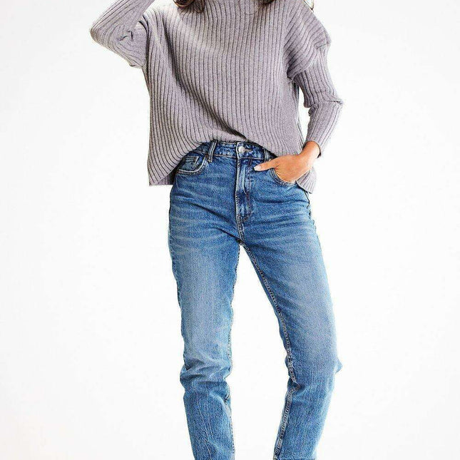 Elegant Ribbed Knit Turtleneck Jumper