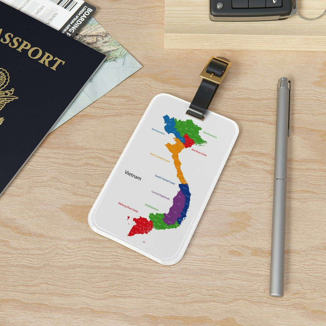 Jetsetter's Personalized Luxe Luggage Tag: Essential Travel Accessory for the Stylish Explorer