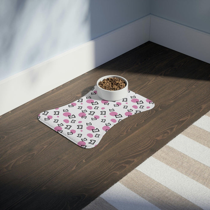 Personalized Pet Feeding Mats - Unique Bone and Fish Shapes, Customizable for Your Pet