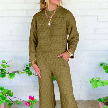 Sage Green Quilted Lounge Ensemble for Chic Comfort and Versatility