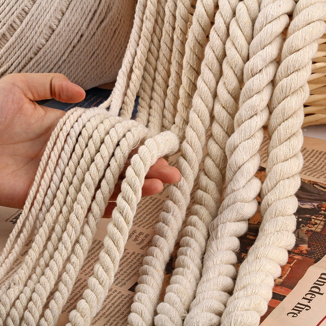 Peekaboo Studio Coarse Beige Cotton Rope, 3-Strand, 20mm Thickness