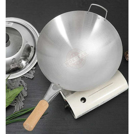 Portable Stainless Steel Wok with Cool-Grip Handle for Outdoor Culinary Adventures