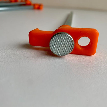 Peekaboo Studio 20x Heavy Duty 25cm Rock Pegs - Hi-Vis Hook Top