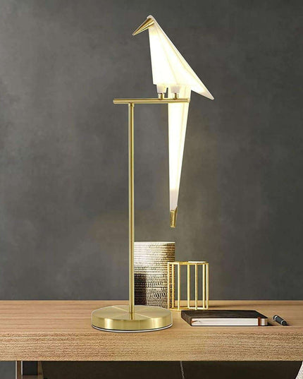 Nature-Inspired Nordic Bird Ceiling Lamp with Elegant Design