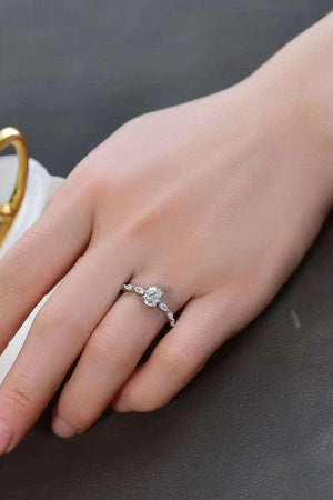 1 Carat Moissanite Oval Ring-Trendsi-Silver-5-Très Elite