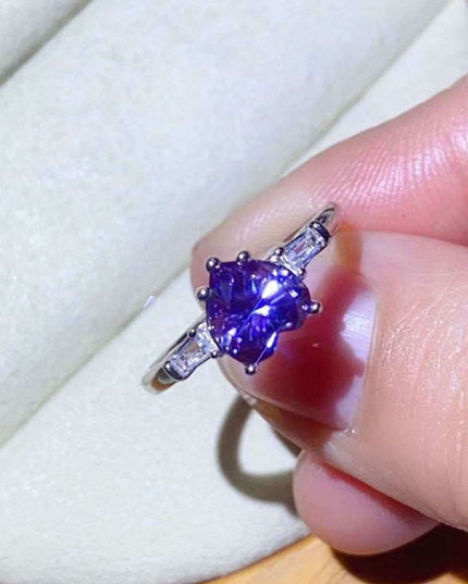Enchanting Platinum Heart Ring with Purple Moissanite and Zircon Accents - A Symbol of Love