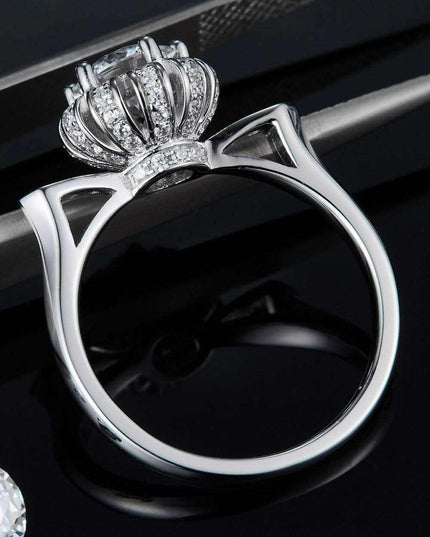 Luxe Elegance 1 Carat Lab-Diamond Sterling Silver Ring - Graceful Collection