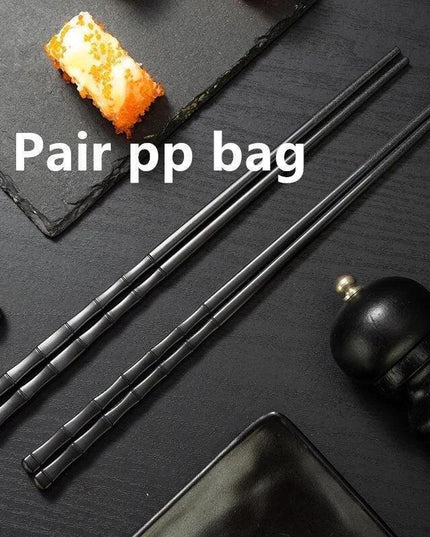 Eco-Conscious Dining: Elegant Japanese and Chinese Chopsticks Set