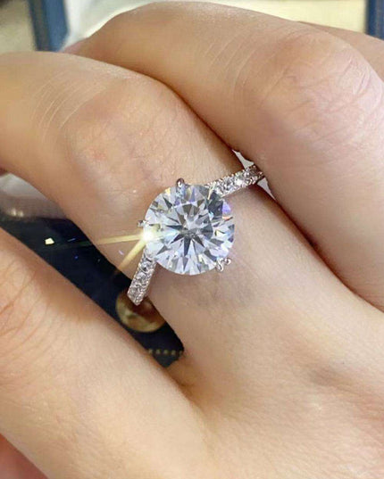 Elegant Lab-Grown Diamond Ring with Stunning Accents