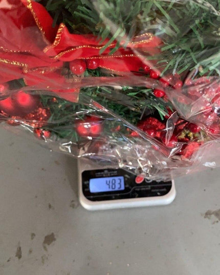 Luxurious Red and Gold Illuminated Christmas Wreath - Chic Holiday Decor for Your Home