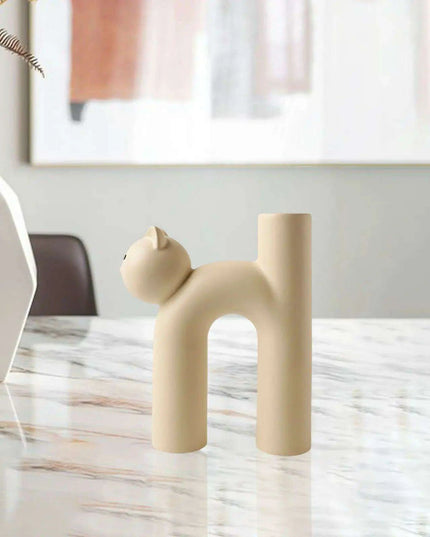 Whimsical Nordic Cat-Shaped Matte Ceramic Vase - Charming Home and Office Decor