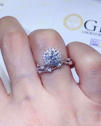 Stunning 1 Carat Lab-Created Diamond and Zircon Adorned Platinum Ring