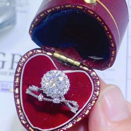 Stunning 1 Carat Lab-Created Diamond and Zircon Adorned Platinum Ring