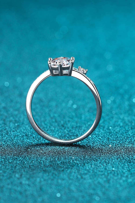 Exquisite Lab Grown Diamond Bypass Ring with Shimmering Moissanite Details