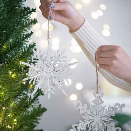 Room and Decor Set of 6 Iron Snowflake Ornaments - Festive Holiday Dec