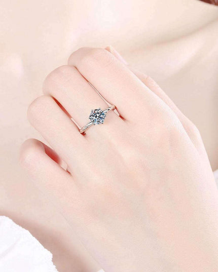 Elegant 1 Carat Moissanite Twisted Ring - Exquisite Statement Jewelry Piece