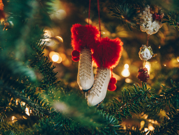 <h1><strong>Beautiful Gifts Begin with the Wrap</strong></h1>