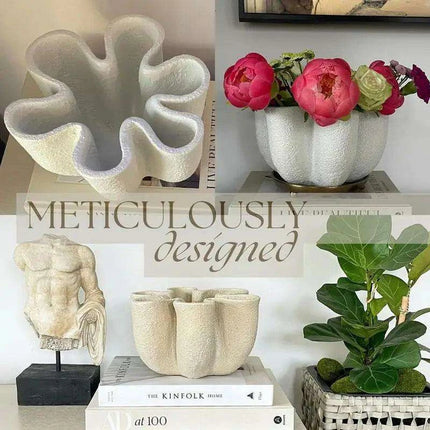 Elegant Resin Vase with Curved Groove Design