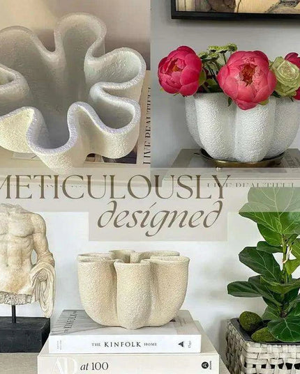 Elegant Resin Vase with Curved Groove Design