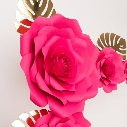 AliKopy Set of 9 Fuchsia 3D Rose Paper Flowers with Gold Leaves