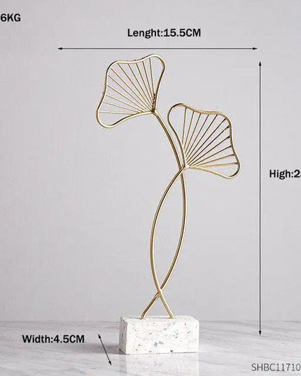 Exquisite Golden Metal Art Decor with Elegant Palm Leaf Pattern