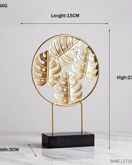 Exquisite Golden Metal Art Decor with Elegant Palm Leaf Pattern