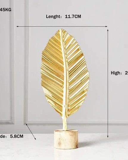 Exquisite Golden Metal Art Decor with Elegant Palm Leaf Pattern
