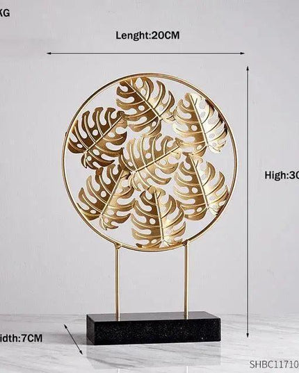 Exquisite Golden Metal Art Decor with Elegant Palm Leaf Pattern