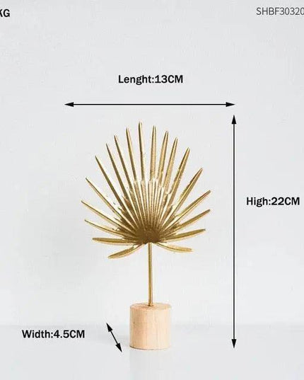 Exquisite Golden Metal Art Decor with Elegant Palm Leaf Pattern