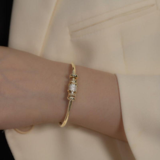Gothic Fashion Statement Cylindrical Transfer Cuff Bracelet for Women