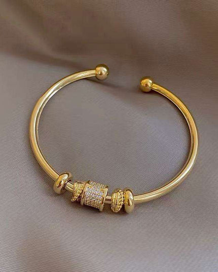 Chic Gothic Elegance: French-Inspired High Sense Cuff Bracelet for Fashion-Forward Women