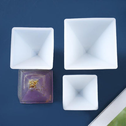 Artisan Pyramid Candle Crafting Set - DIY Aromatherapy Resin Candle Kit