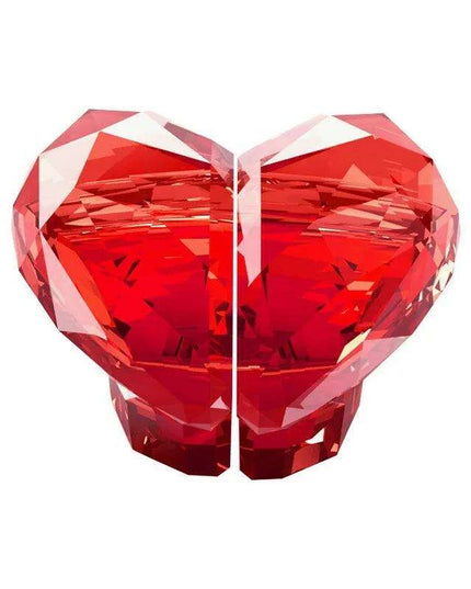 Elegant Heart-Shaped Flush Button - A Touch of Style for Your Bathroom