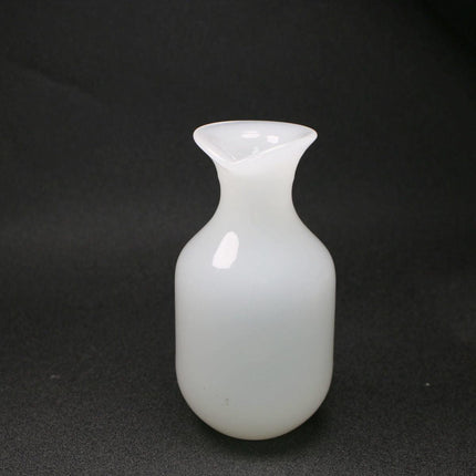 Luxurious Jade Kung Fu Tea Ceremony Set with Exquisite Tureen and Fine Teacups