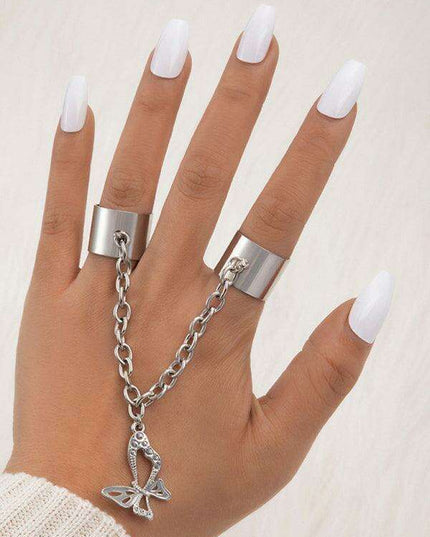 Extravagant Chain Ring - Bold Alloy Fashion Statement Piece