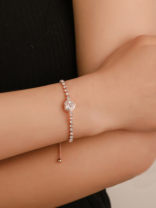 Elegant Rose Gold Heart Bracelet with Sparkling Zircon and Diamond Detail - A Chic and Versatile Addition to Your Jewelry Collection