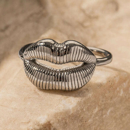 Lip pattern open ring, fashionable ring, individually packaged geometric jewelry