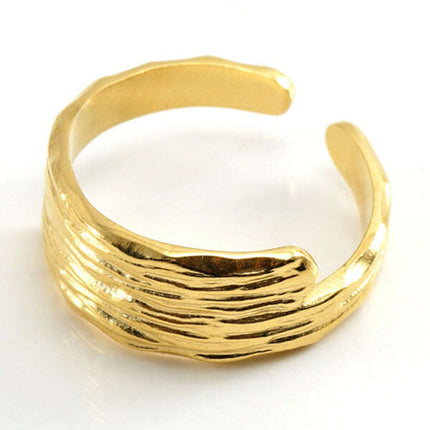 Fashionable and personalized retro style ring gold living ring