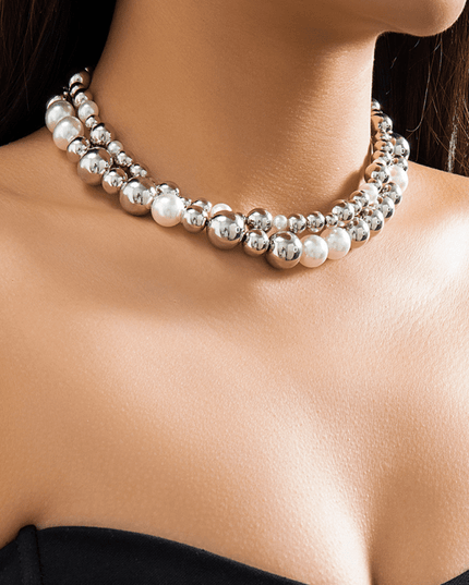 Exaggerated round punk collarbone chain Geometric beads Beaded necklace