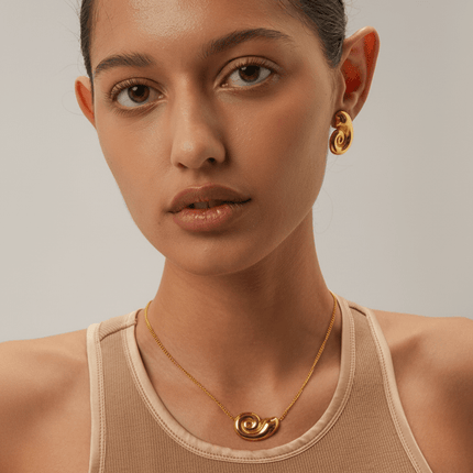 New Summer Beach Ocean Metallic Shell Necklace