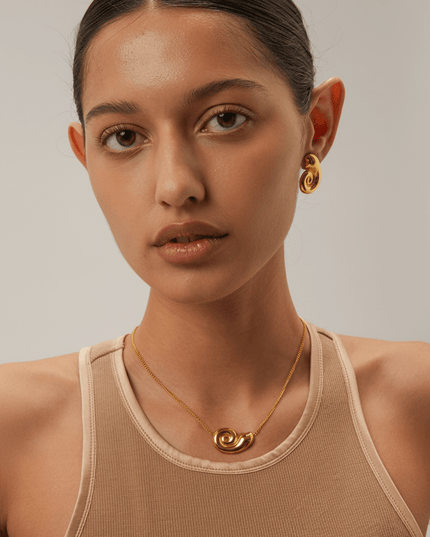 New Summer Beach Ocean Metallic Shell Necklace