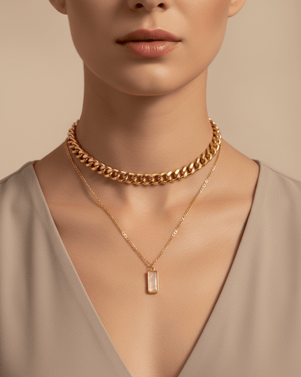 Double-Layer Mother-of-Pearl Pendant Necklace – Modern Rectangular Design