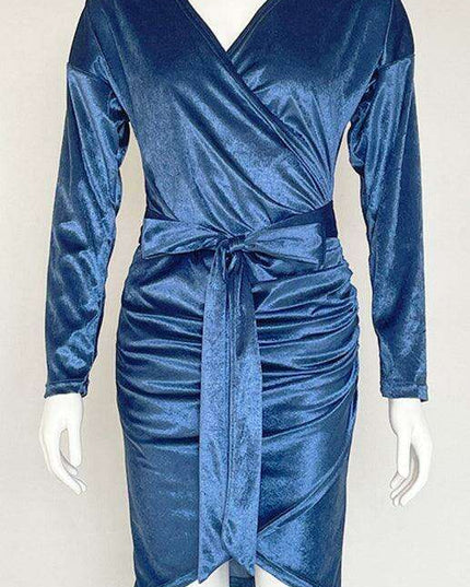 Velvet Vixen V-Neck Bodycon Dress with Elegant Split Detail - Perfect for Evening Affairs!