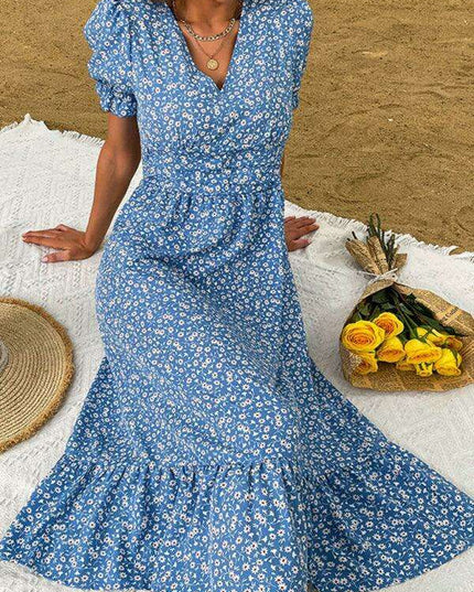 Enchanting Floral Summer Dress for Women in Vibrant Garden Print