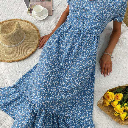 Enchanting Floral Summer Dress for Women in Vibrant Garden Print