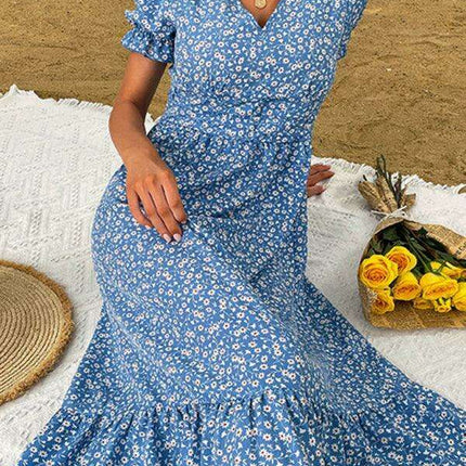 Enchanting Floral Summer Dress for Women in Vibrant Garden Print