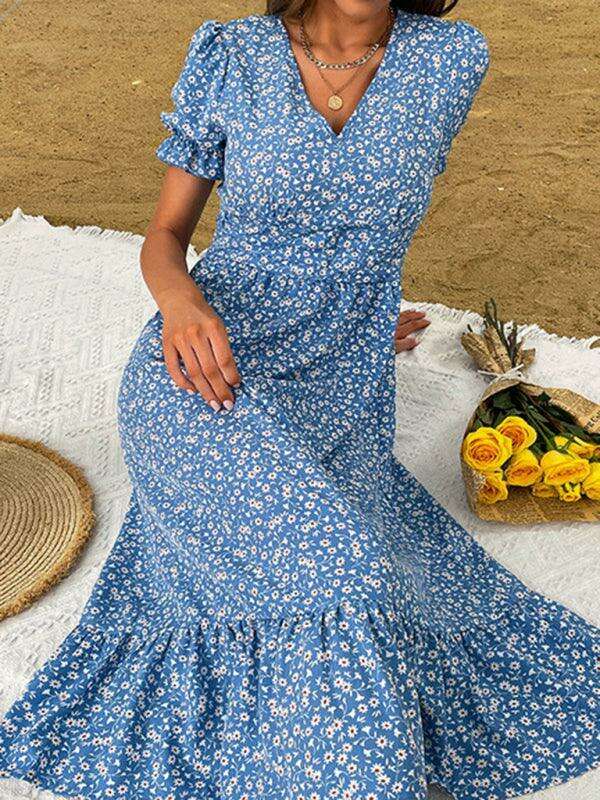 Enchanting Floral Summer Dress for Women in Vibrant Garden Print