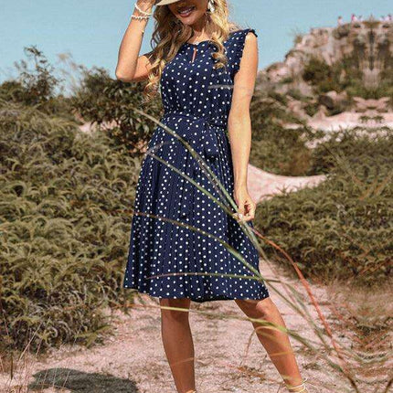 Elegant Polka Dot Pleated Dress - Effortless Charm for Any Occasion
